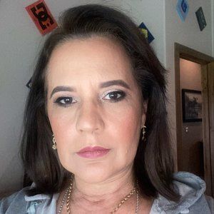 Meet your Posher, Eva